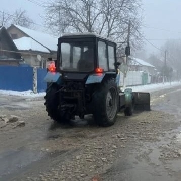  Коммунальные службы города и района продолжают работы по расчистке и ...