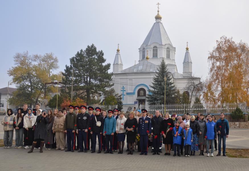 В Белокалитвинском районе почтили память жертв политических репрессий